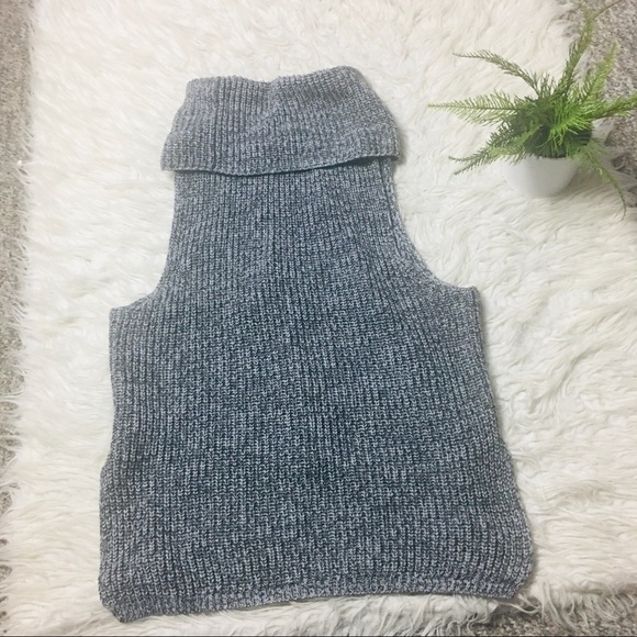 Charlotte Russe Sleeveless High Low  Turtleneck Knit Sweater Gray Size Small - Picture 6 of 14